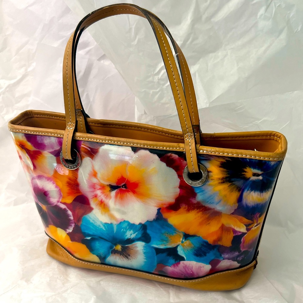 MAXX NEW YORK TOTE